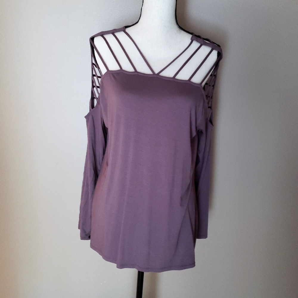 NWT: Maurices Strappy Cage Top